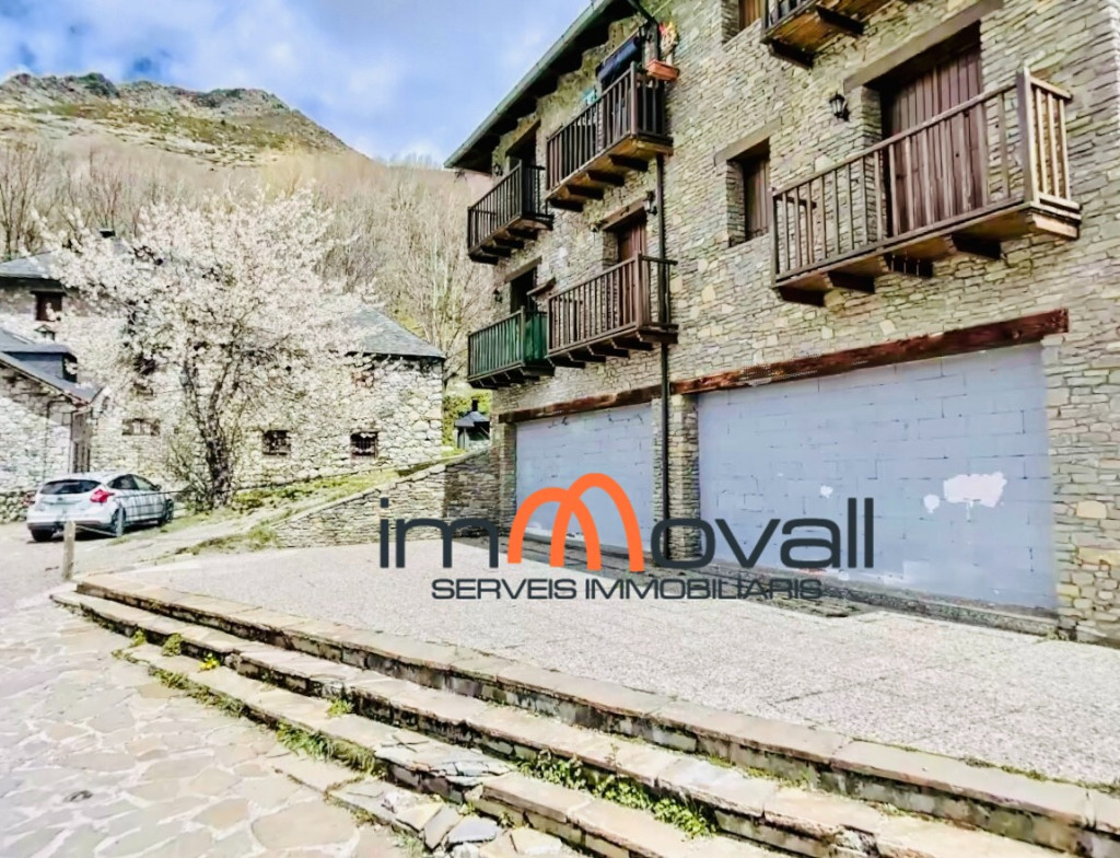 local-immovall
